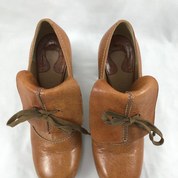 Chloe Tan Leather Lace Up Kiltie Bootie Stacked Heel Pumps Made in Italy - Picture 3 of 10